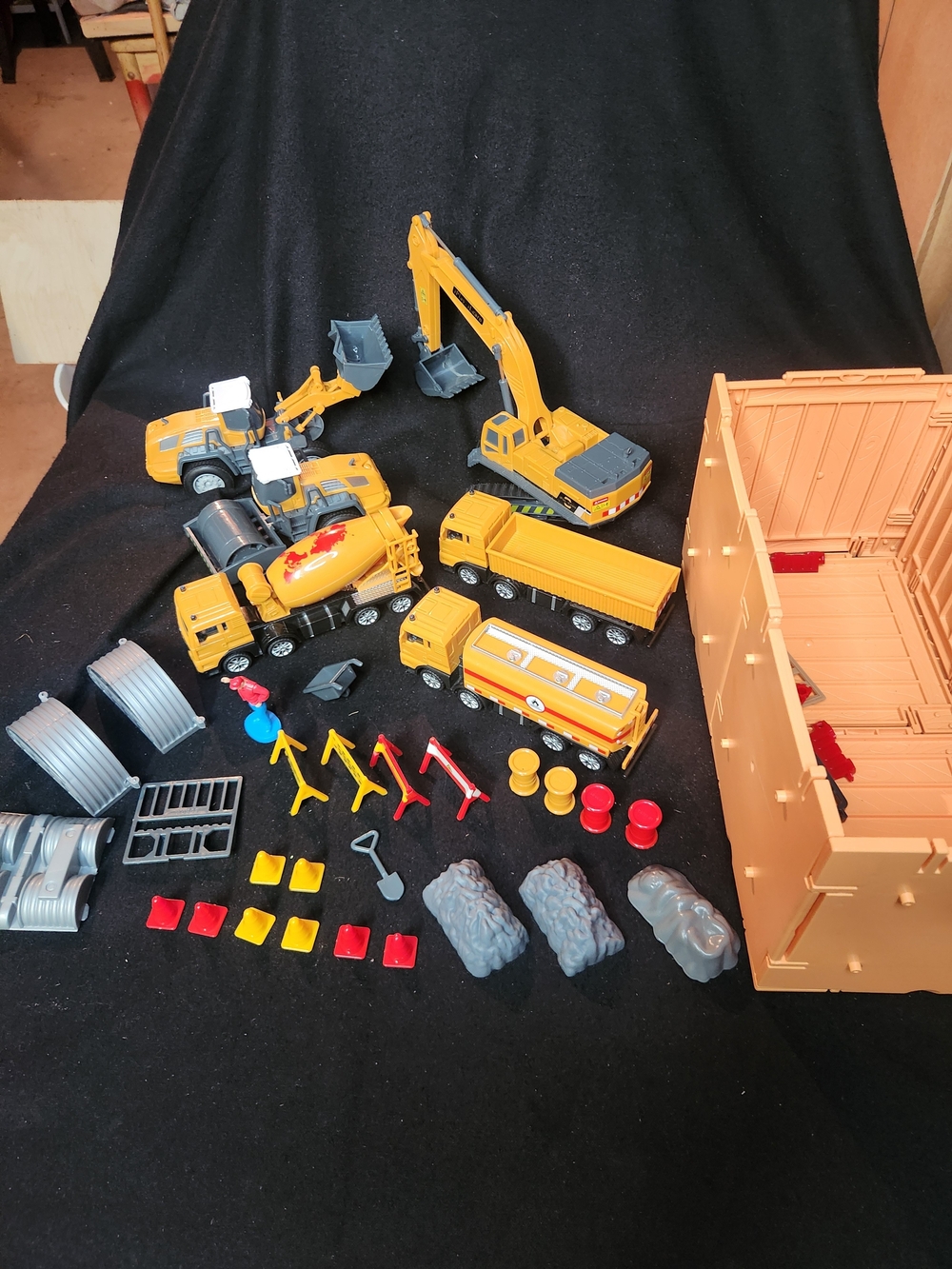 Yellow Construction Playset with Trucks and Accessories - Kids Toys #334